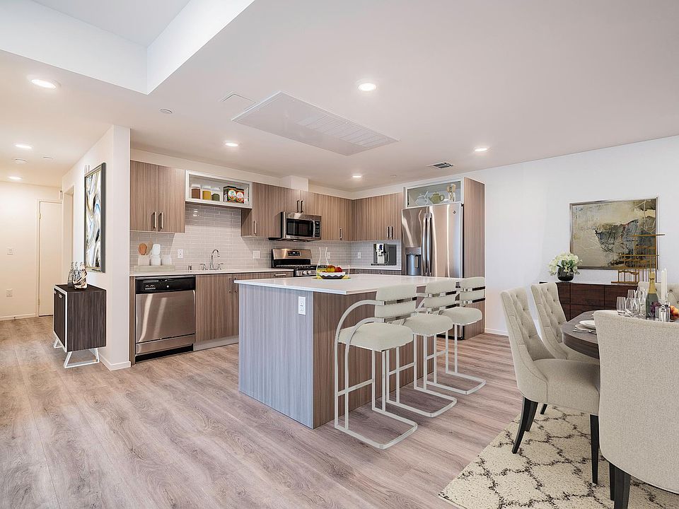 1st image of 5630 Fair Ave #304