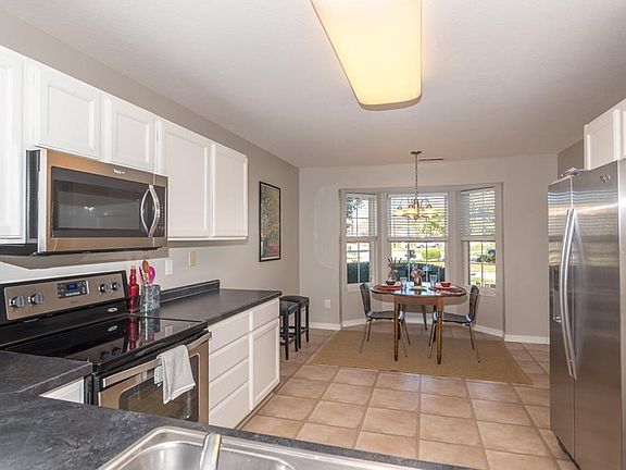 4th image of 5955 Woodmill Dr
