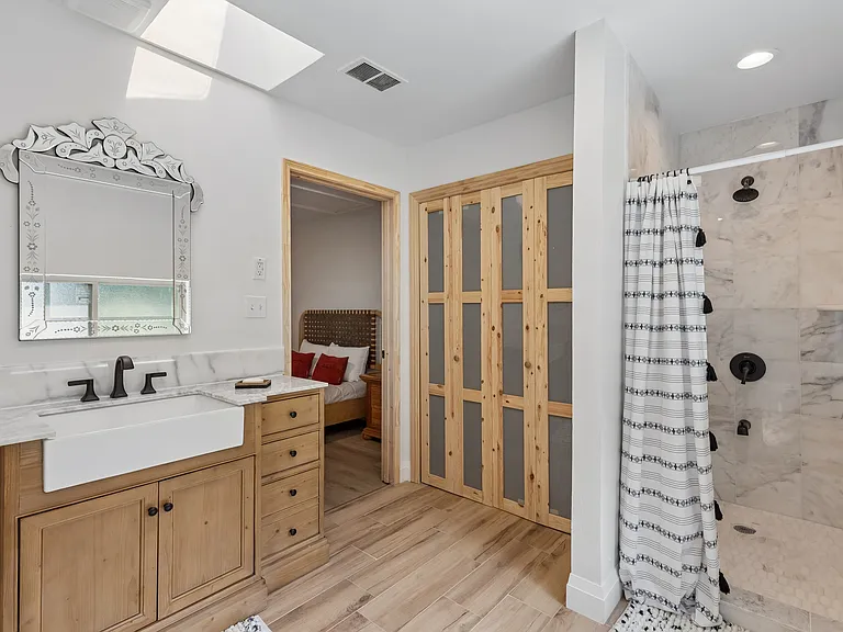 1212 W Murphy Rd — Photo 16