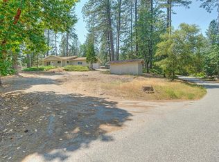 11607 View Dr, Grass Valley, CA 95945