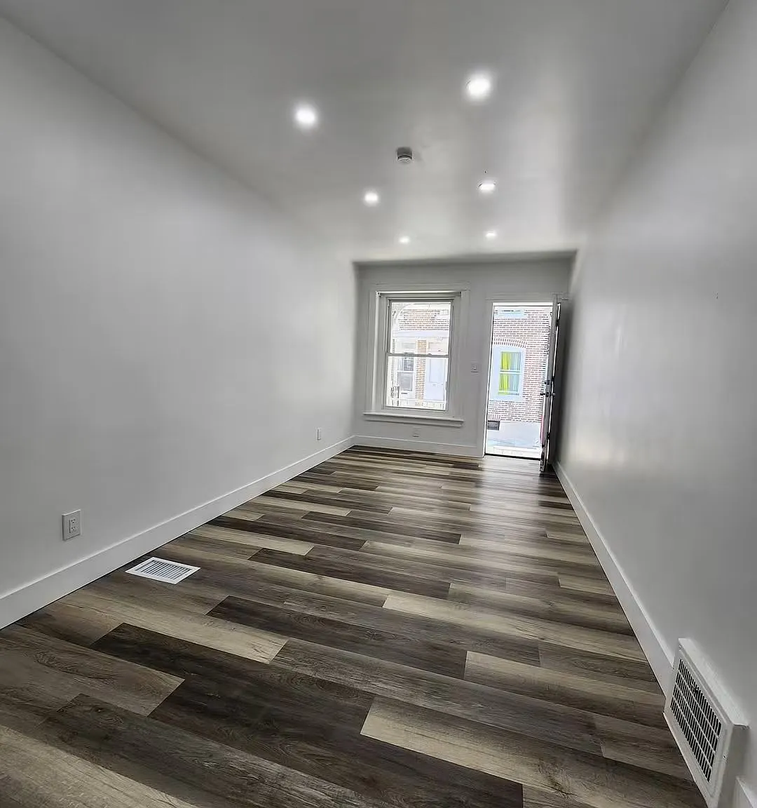 4 bed, 1290 sqft, $2,000 — Photo 3