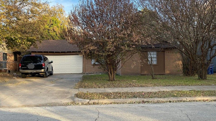 1st image of 321 Christie Ave