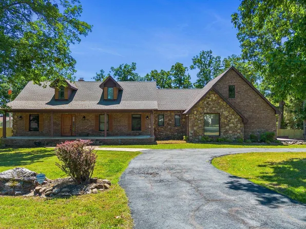 26 Hickory Heights Dr, Mountain Home, AR 72653