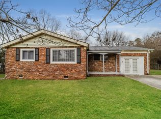 6237 Continental Cir, Morrow, GA 30260