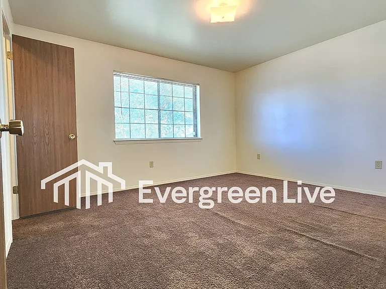 224 Raven Dr — Photo 18