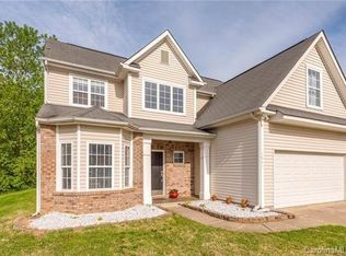 1003 Reigate Rd, Charlotte, NC 28262