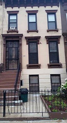 1st image of 372 Putnam Ave