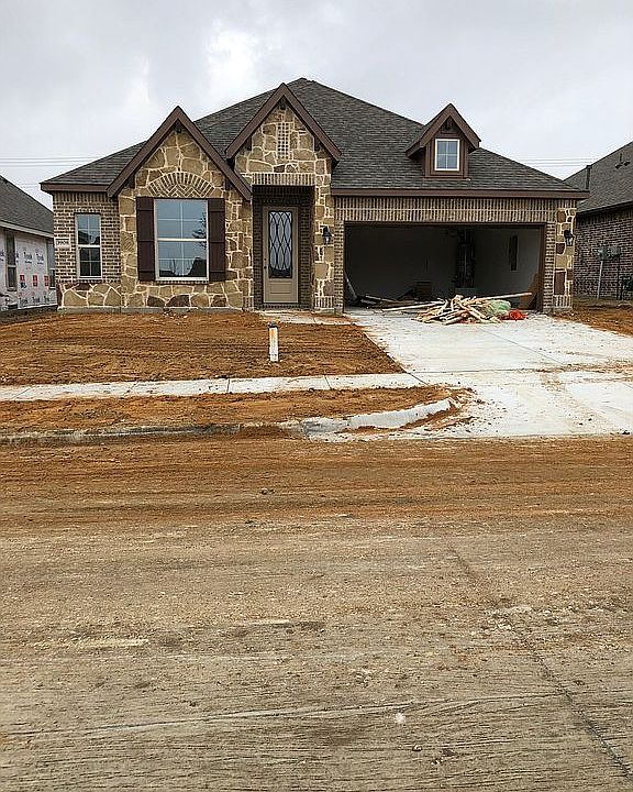 1st image of 3808 Driftwood Ln
