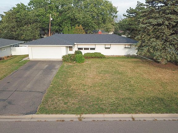 2nd image of 2856 Virginia Ave