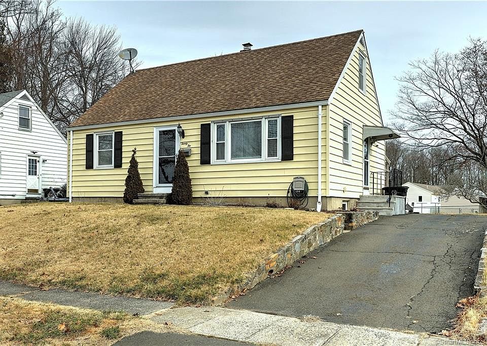 1st image of 22 Burdette Pl