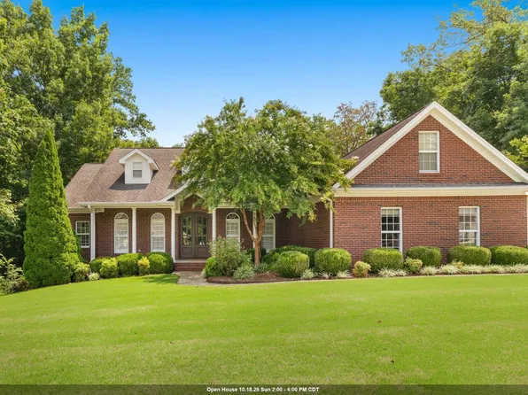 104 Castlewood Ct, Florence, AL 35633