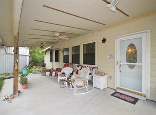 7818 James St, Pearland, TX 77584