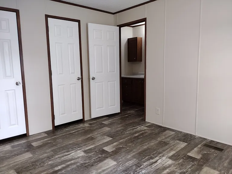 151 Maple Wood — Photo 14