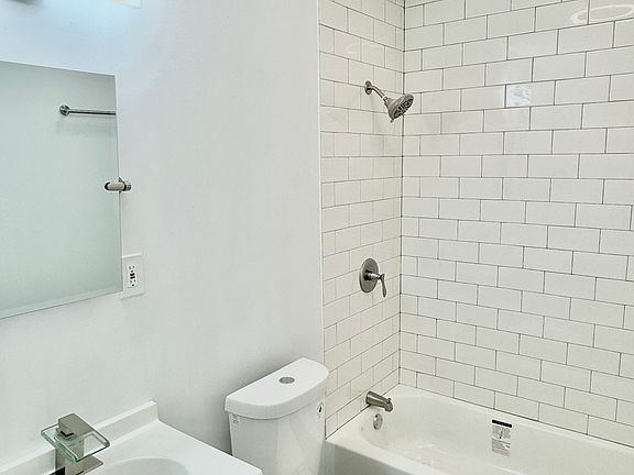 2nd image of 1414 Myrtle Ave