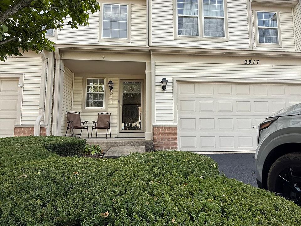 1st image of 2817 Peachtree Cir