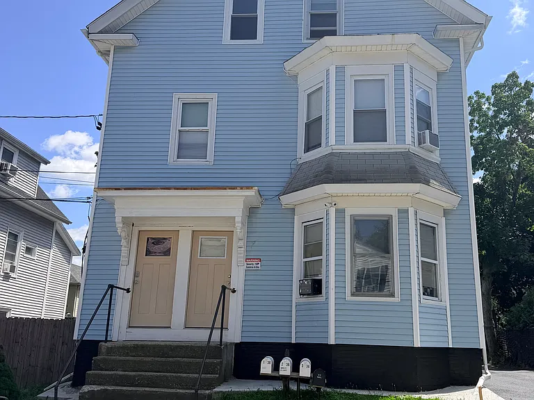 36 Highland St #3 — Photo 1