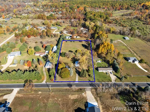 6555 Seventeen Mile Rd NE, Cedar Springs, MI 49319