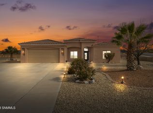 5381 Pebble Brook Dr, Las Cruces, NM 88001