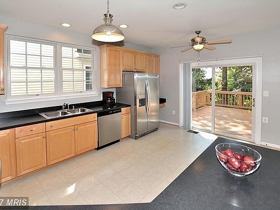 2nd image of 13528 Wansteadt Pl