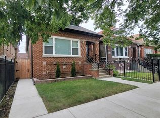 2231 W 71st St, Chicago, IL 60636