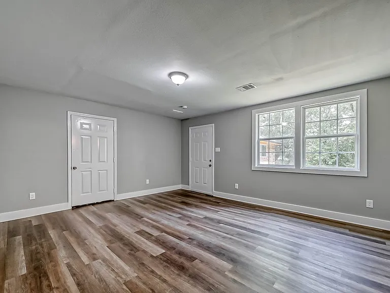5606 Elm Springs Dr — Photo 10