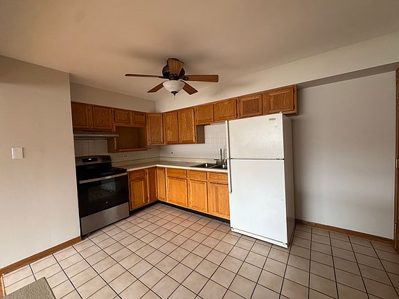 2nd image of 320 Beach Ave APT 3C