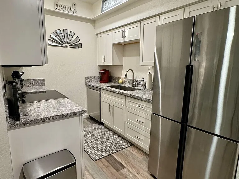 5750 N Camino Esplendora #118 — Photo 8