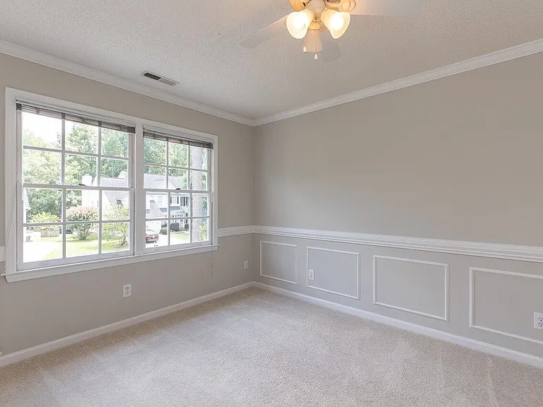 219 Covington Square Dr — Photo 23