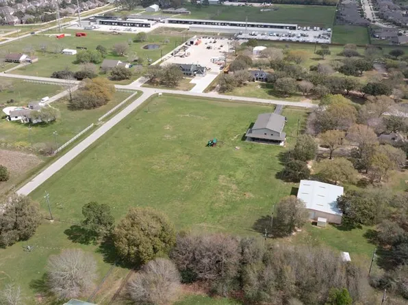 10711 Hidden Lake Lane, Richmond, TX 77406
