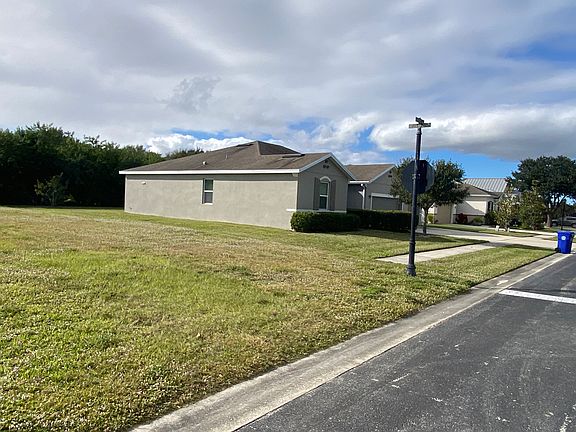 2nd image of 128 Salazar Ln