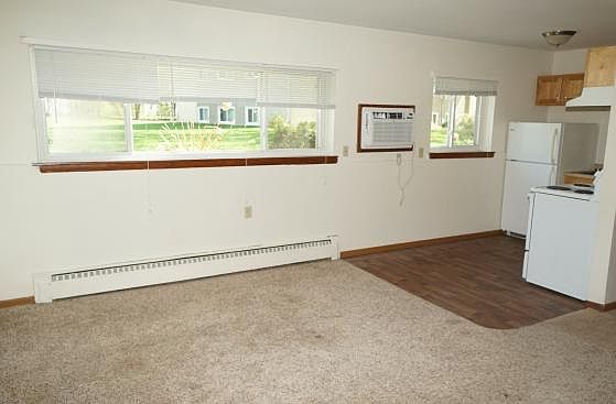 1st image of 10035 Lyndale Ave S #3