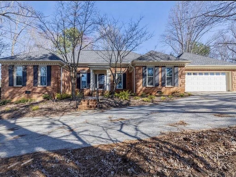 1st image of 1951 Wellington Ln