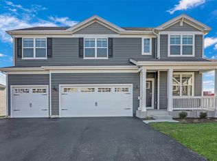 3645 Ancient Oak Dr, Elgin, IL 60124