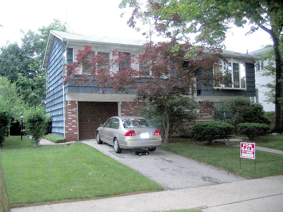 2nd image of 4638 Douglaston Pkwy