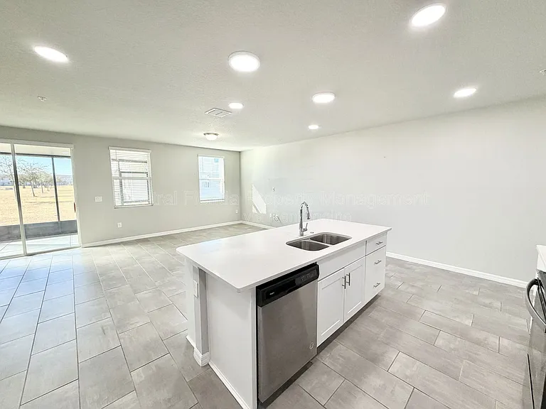 2586 Sweet Viburnum Way — Photo 9