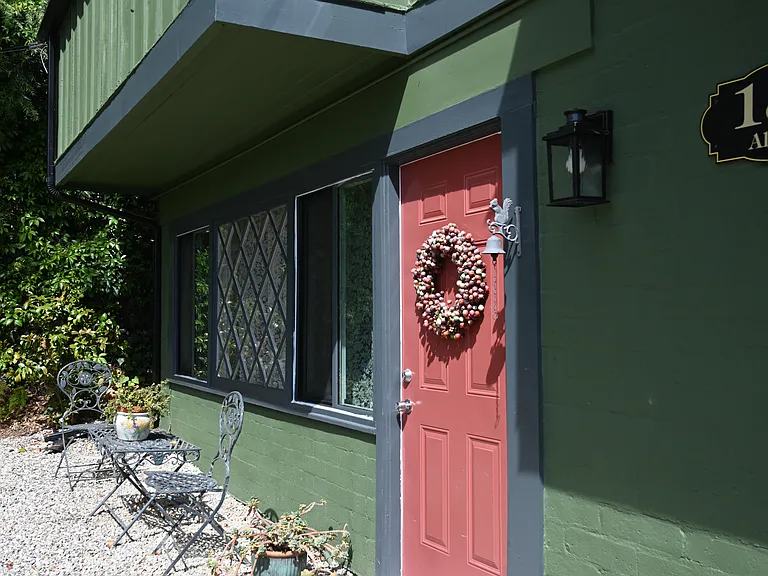 181 E Alegria Ave — Photo 5