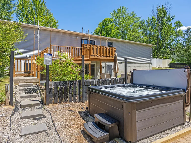 1628 Green Lawn Dr #ID1596497P — Photo 9