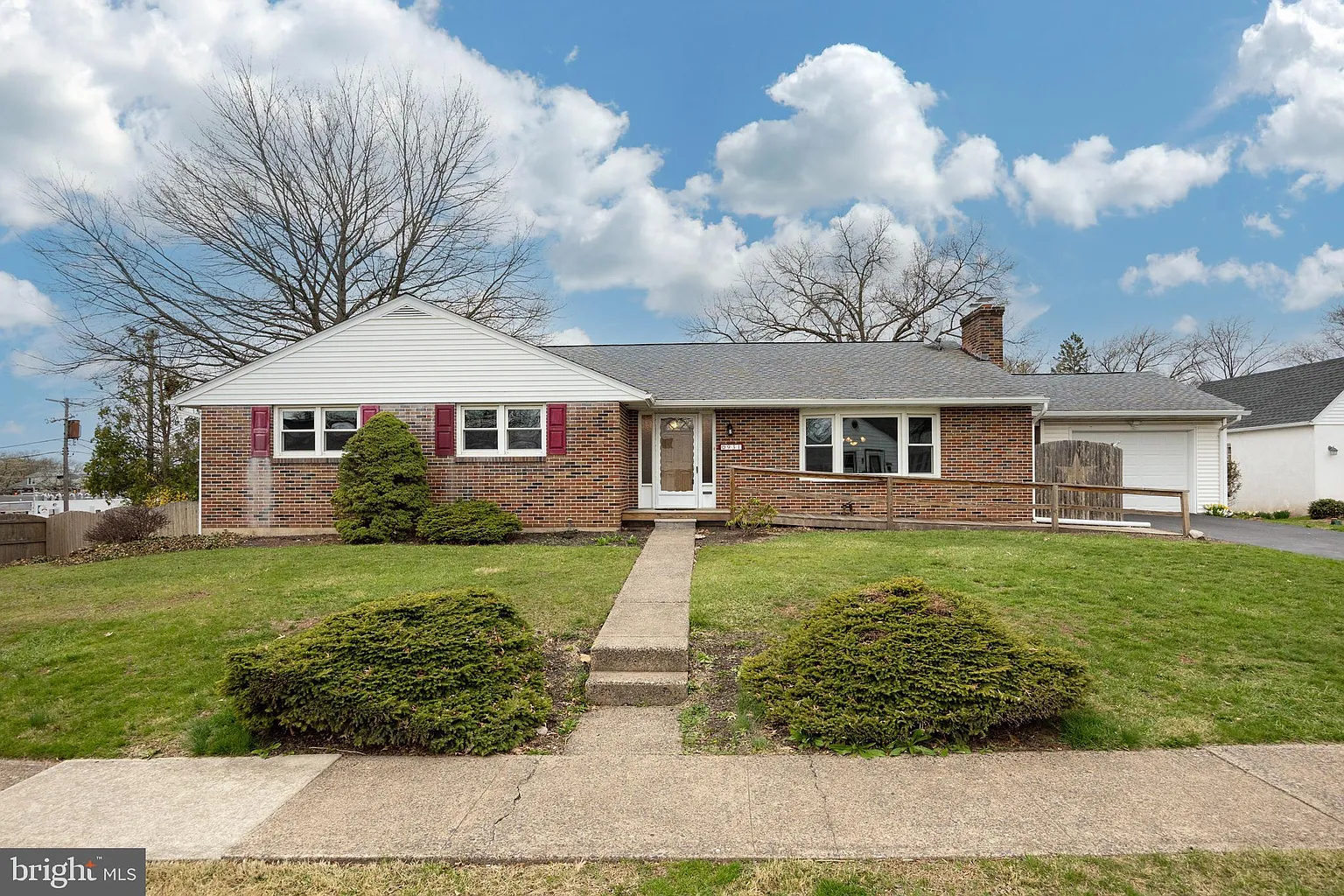 931 N Evans St photo 1
