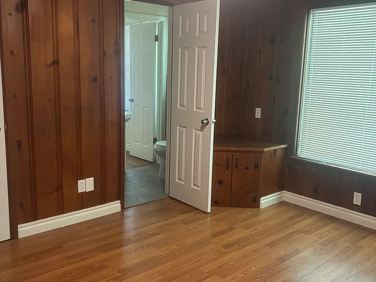 1230 Caddell Ln — Photo 13