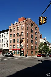 Rented by Living New York