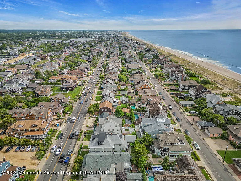 683 Main Ave — Photo 85