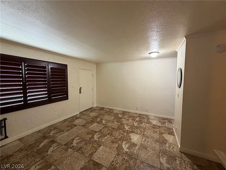 4600 University Center Dr #166 — Photo 7