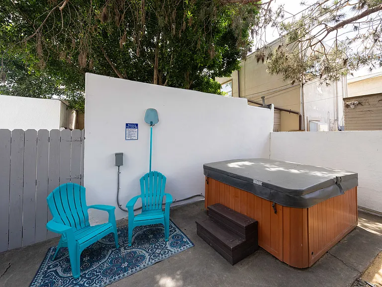 2631 1/2 Collier Ave — Photo 27