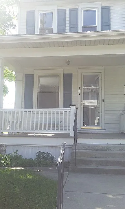 Unit 1 Front Porch
