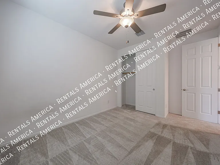 7513 W Illini St — Photo 26