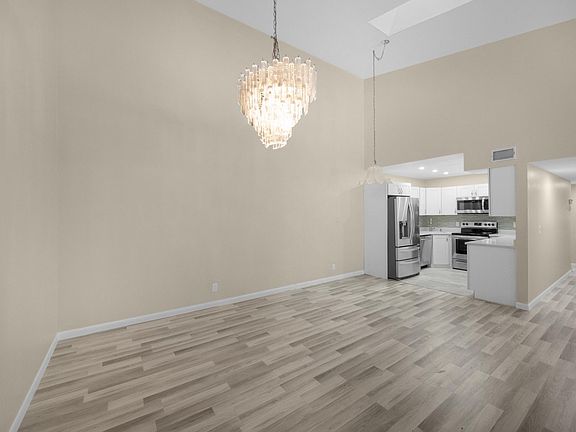 5th image of 13790 Oneida Drive #B2