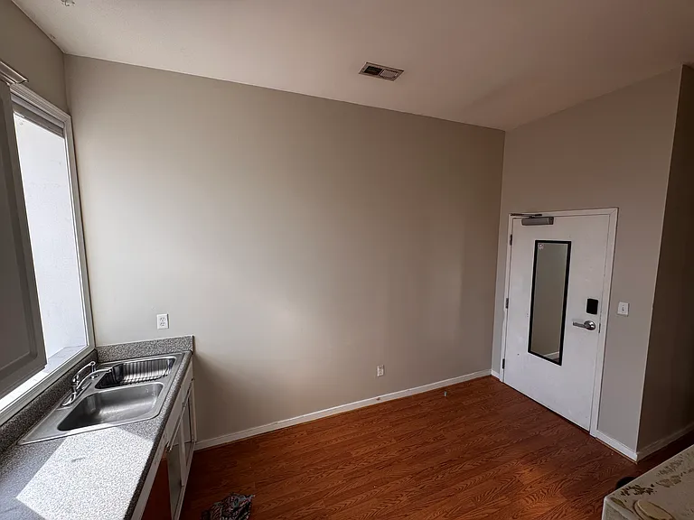 1627 W Main St #2 — Photo 6
