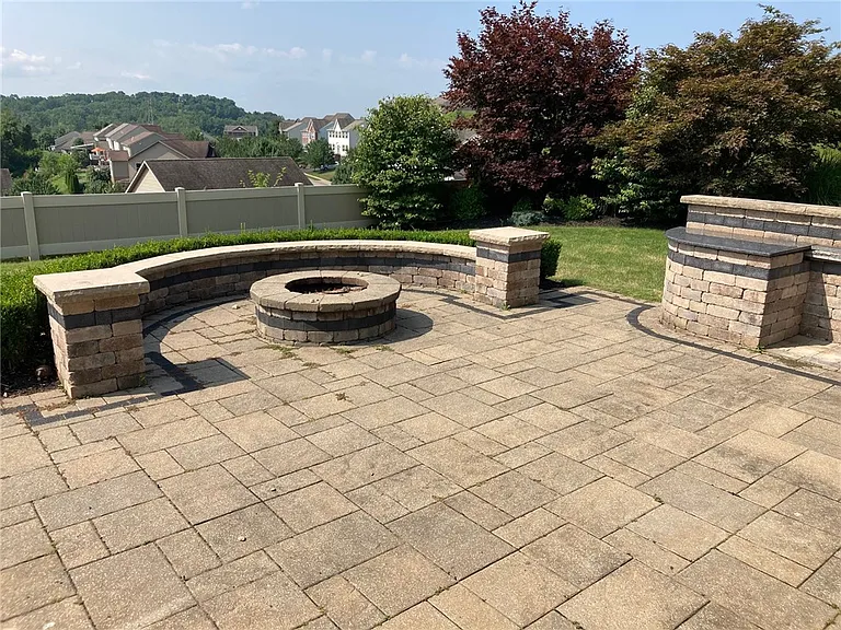 2379 Wheatland Cir — Photo 40