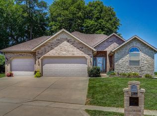 877 W Heather Glen Dr, Nixa, MO 65714