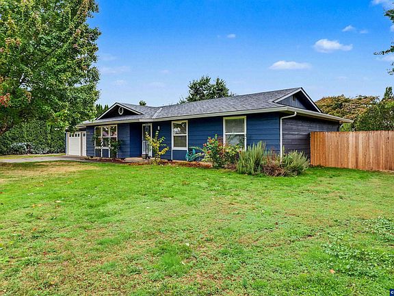 4th image of 6095 McLeod Ln NE